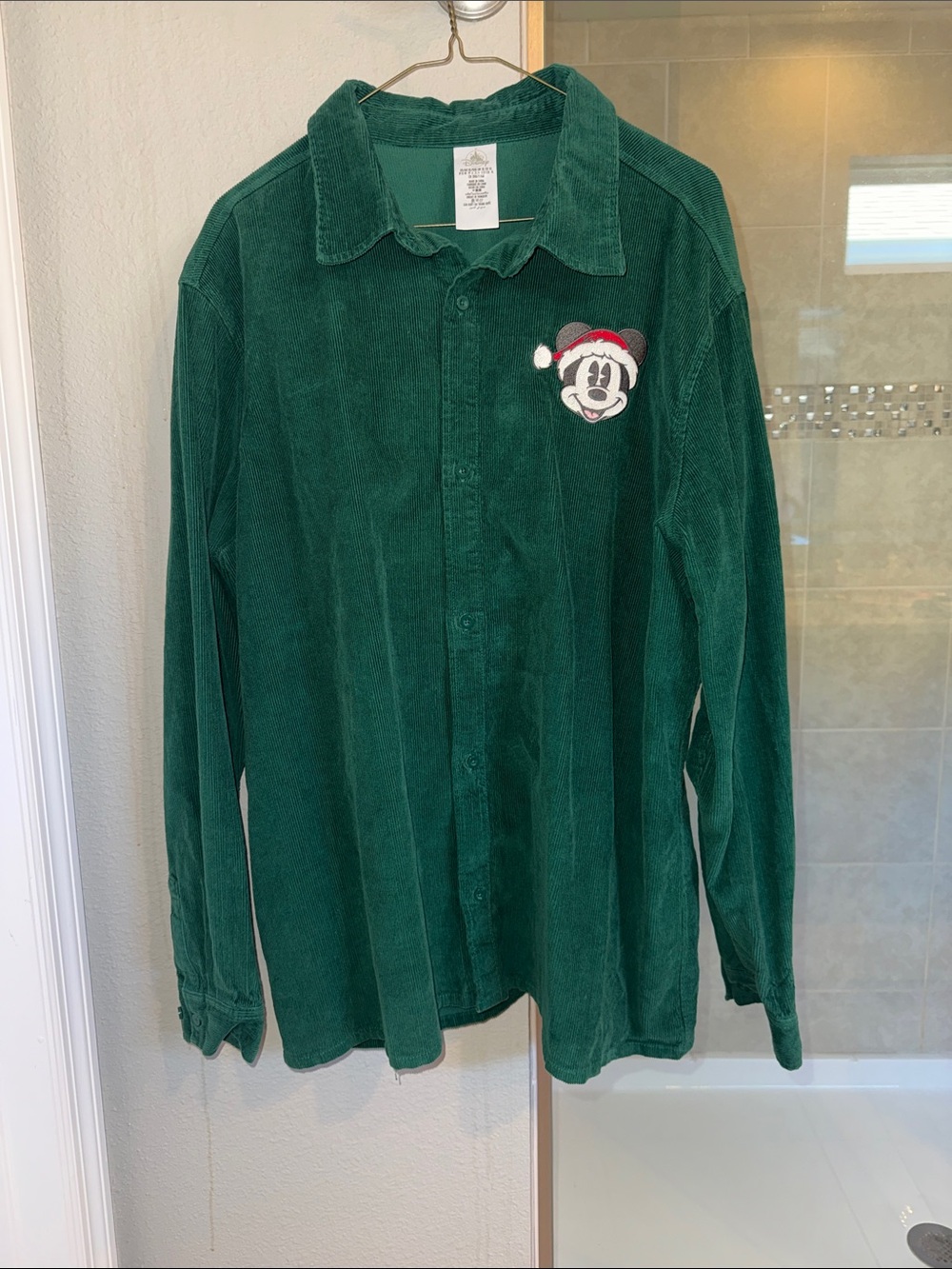 Disney Green Corduroy Button-Down Shirt with Santa Mickey Patch Size XL